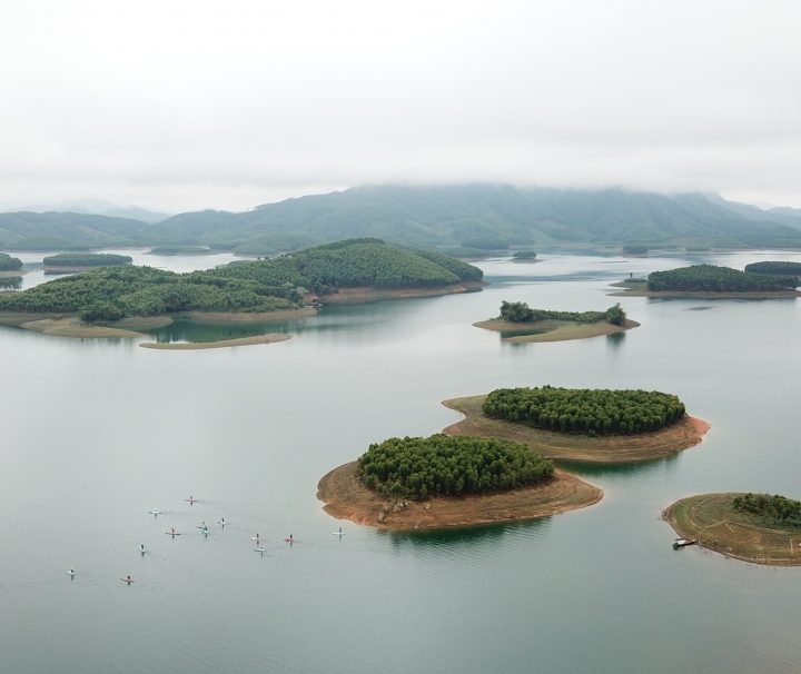 Paddle boarding tour to Thac Ba Lake