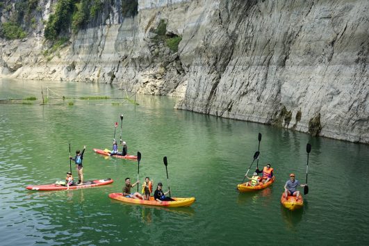 Kayaking in Ba Khan