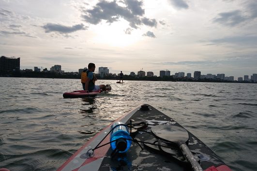 Paddle board rental in West Lake